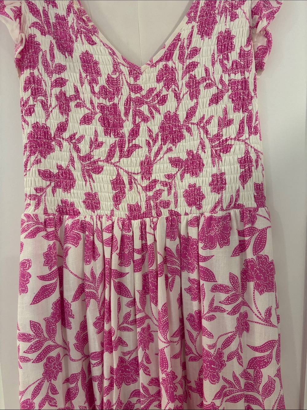 Dress Subcategory Identification - Picture 3 of 4